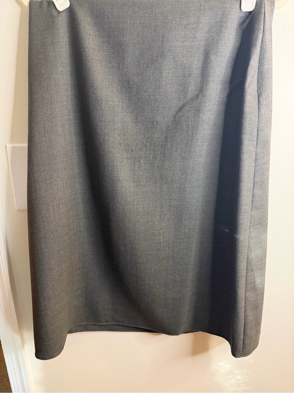 banana Republic Women’s Suit Set • Made in Italy • 100% Wool • Blazer 12 Skirt10 - Picture 3 of 7